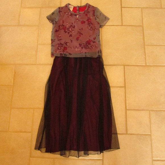 JONATHAN MARTIN GIRLS SZ 10-14 LONG PLEATED SKIRT BURGUNDY, BLACK LACE STEAMPUNK - Picture 7 of 7